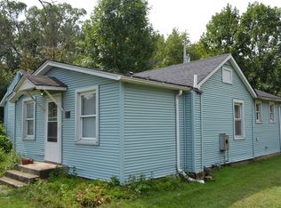 212 N Walker St, Braidwood, IL 60408