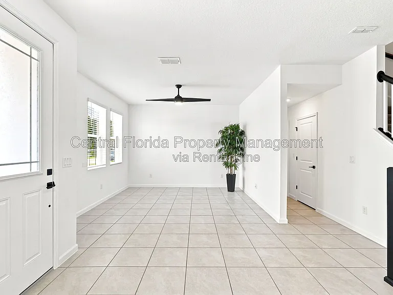 865 Spring Palms Loop #1 — Photo 8