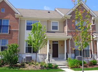 2151 Apple Hill Ln, Buffalo Grove, IL 60089