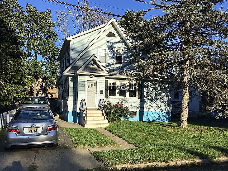 1st image of 132 Central Ave