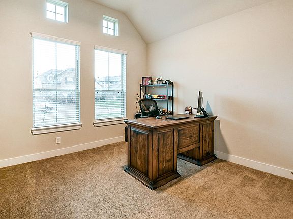 4th image of 236 Bright Bluff Cir