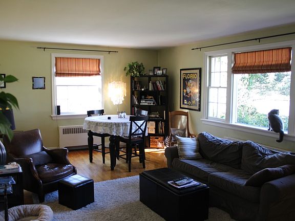 4th image of 1007 W 47th St