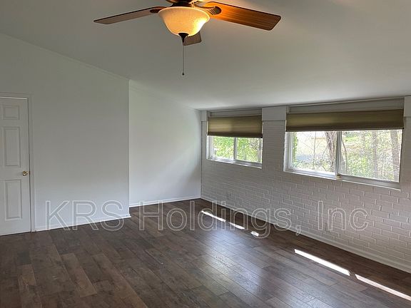 3rd image of 3391 Bristol Ct