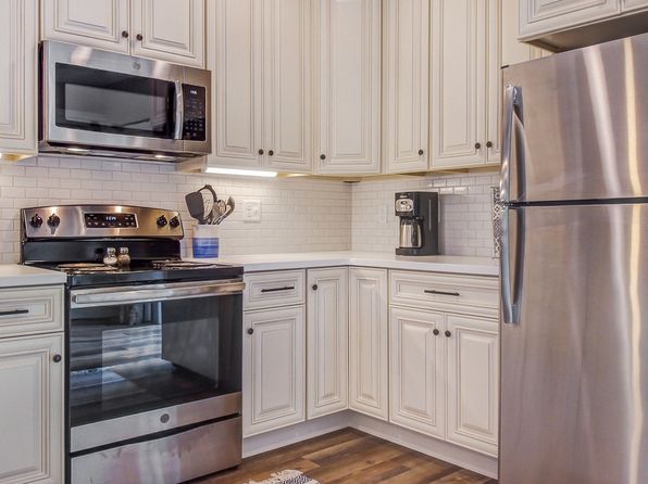 44 Patriots Way APT 304