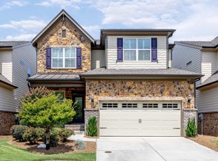 719 Angelica Cir, Cary, NC 27518