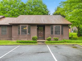 453 James Ct, High Point, NC 27265