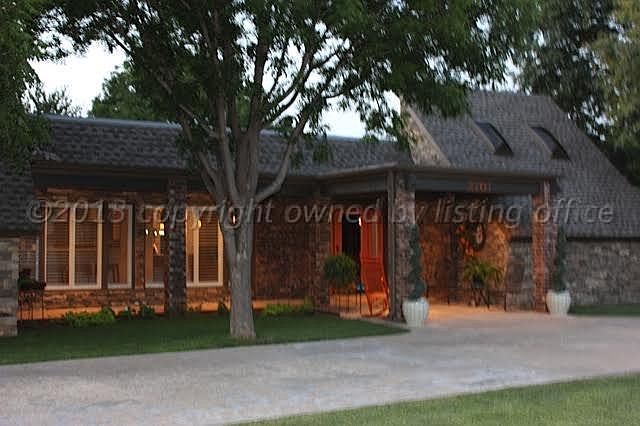 1st image of 2701 Beech Ln