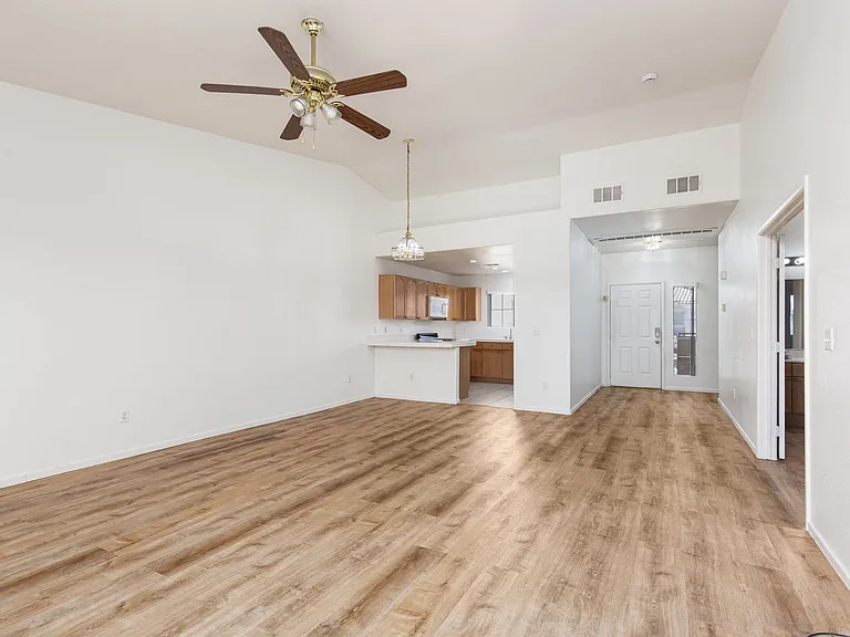 10553 Pine Glen Ave #205 — Photo 7