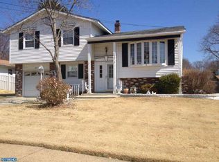 2412 Nassau Rd, Cinnaminson, NJ 08077