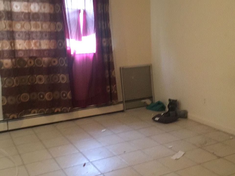 2nd image of 5816 85th St #1C