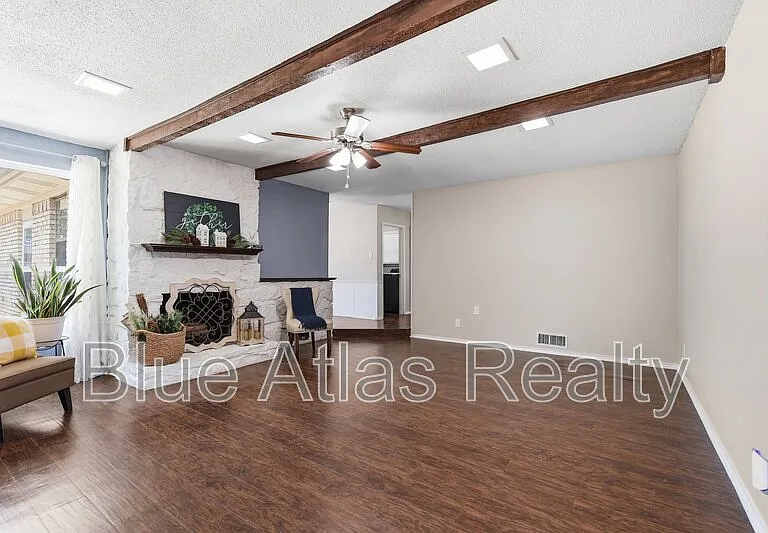 5019 Blanchard Dr — Photo 4