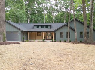 1909 Carmel Ridge Rd, Charlotte, NC 28226
