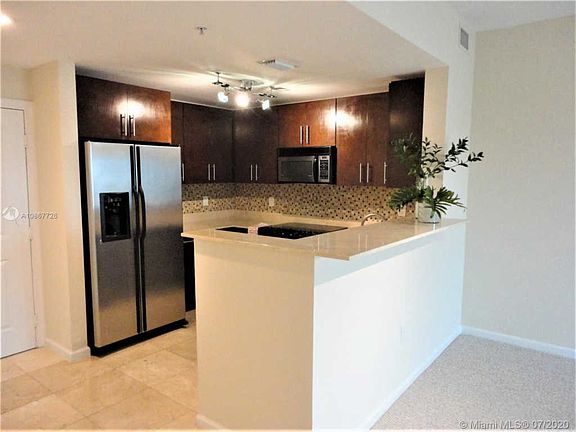 3rd image of 10 Aragon Ave Suite 1209