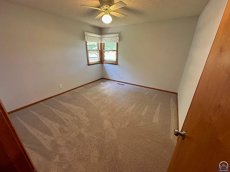 2802 Prairie St — Photo 12