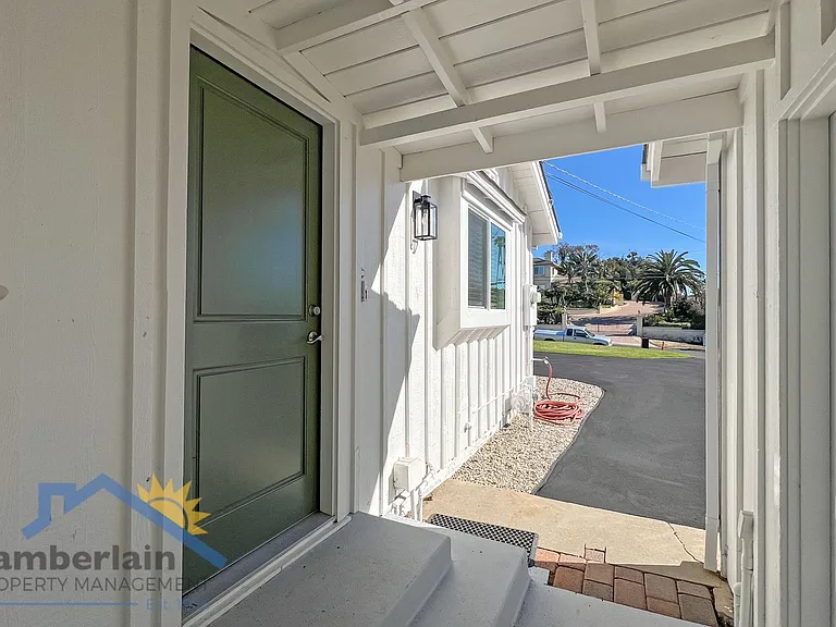 4033 Skyline Rd — Photo 16