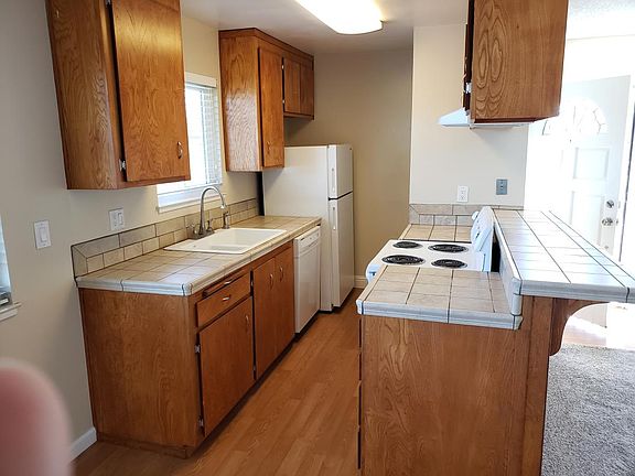 4th image of 1330 Joplin Dr Unit 4