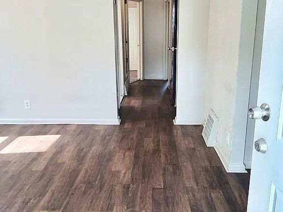 4th image of 14481 Carlisle St #4-5