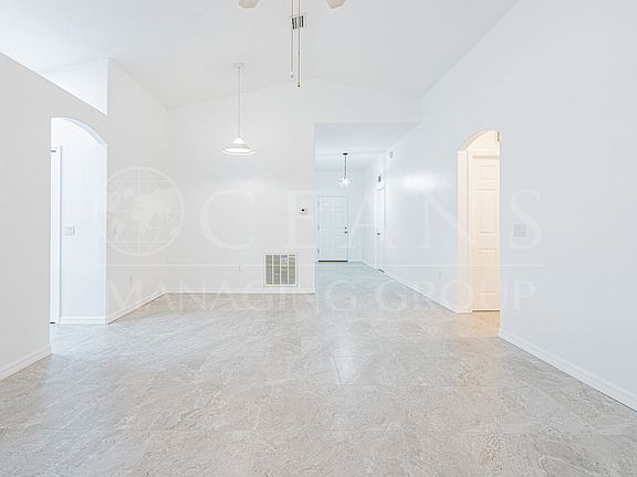 3rd image of 316 Grand Preserve Way