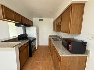 Calcaterra Cir - 512 - Angie, Las Vegas, NV 89119