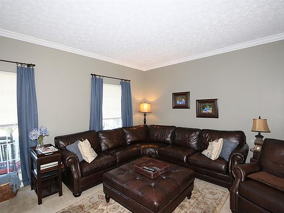 4th image of 412 Silverwood Farms Dr