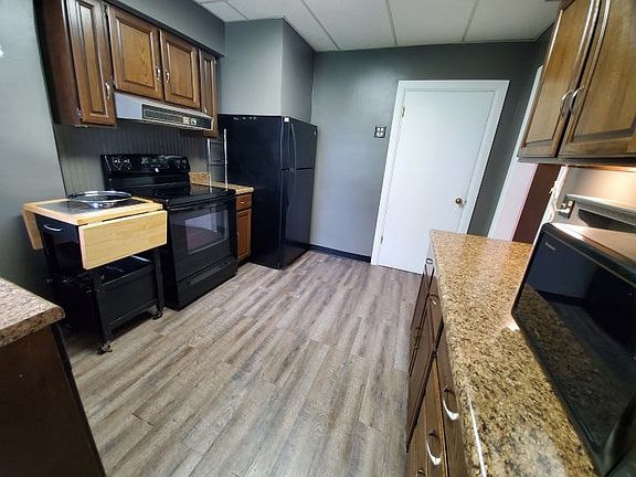 5th image of 2116 Glenway Ave