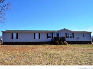 128 Peridot Dr, Statesville, NC 28625