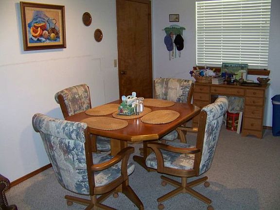 5th image of 913 Santa Anna Dr