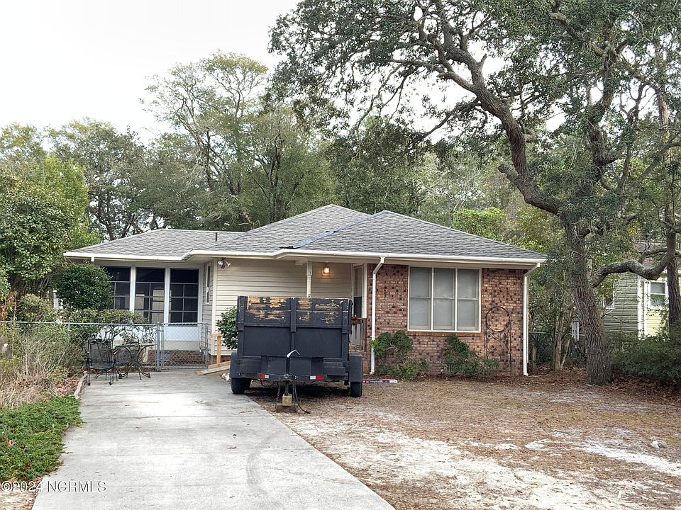 1st image of 140 NW 6th Street