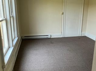 127 W King St #3, Strasburg, VA
