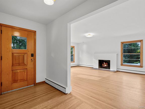 3rd image of 1 Craigside Drive