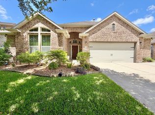 572 Southampton Ln, League City, TX 77573