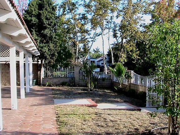Enclosed courtyard with lake view