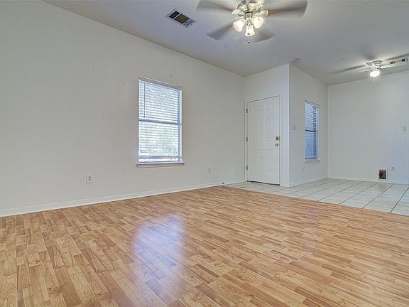 4th image of 4605 Ribbecke Ave