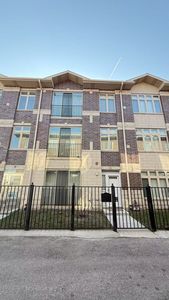 1538 W 34th St Unit G, Chicago, IL, 60608