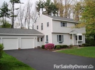139 Willow Ln, Glenville, NY 12302