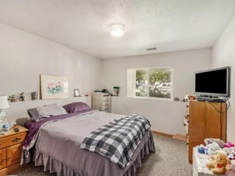3758 Jill St — Photo 7