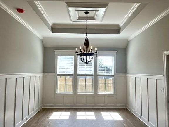 2nd image of 3025 Houser Way