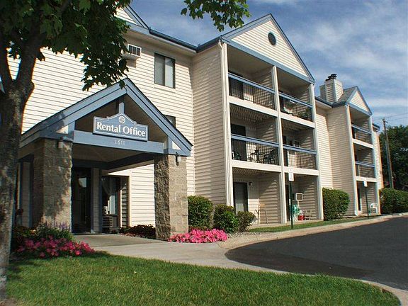 4th image of 1611 Pleasant St APT 312
