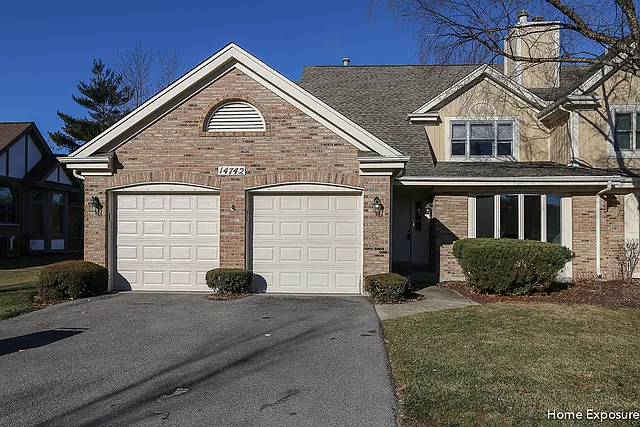 14742 Greenview Rd photo 1