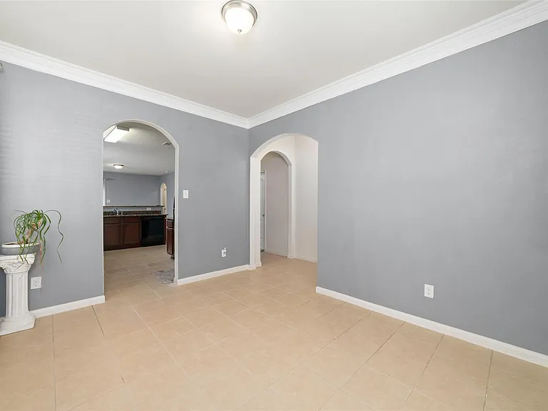 12054 Fairquarter Ln — Photo 6