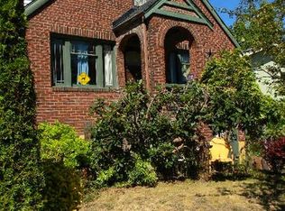 9711 Dayton Ave N, Seattle, WA 98103