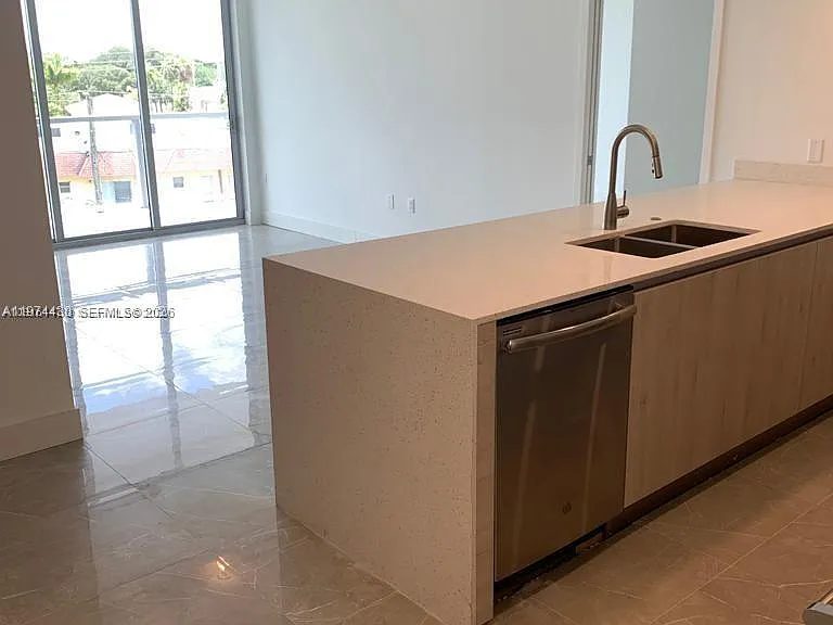13800 Highland Dr #403 — Photo 3