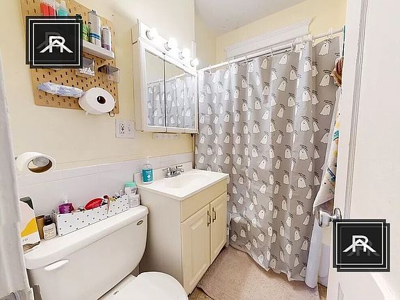 5th image of 1639 Commonwealth Ave #1