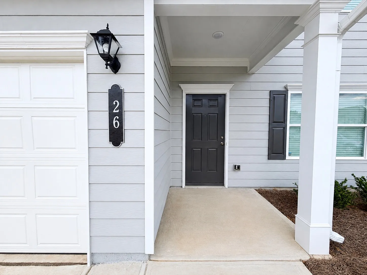 5 bed, 2428 sqft, $2,269 — Photo 3