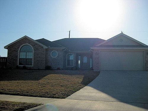 1st image of 2701 Curtis Dr