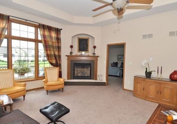 5th image of 211 Eagles Cove Cir