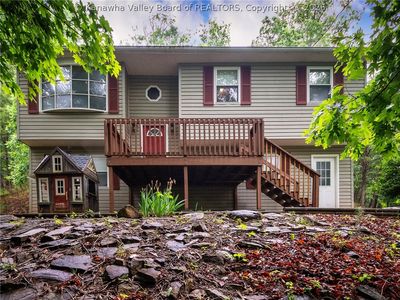 5 Lake Ln, Nitro, WV, 25143