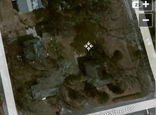 2 Coleraine Dr, Port Wentworth, GA 31407