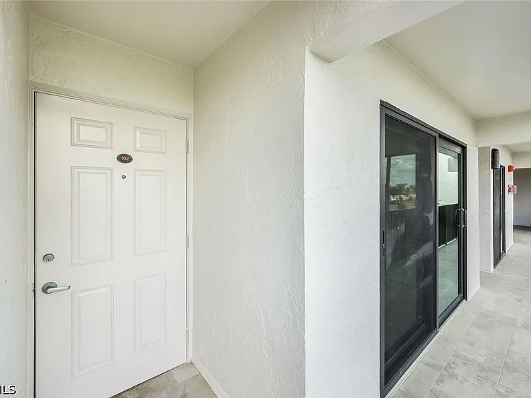 25840 Hickory Blvd #B102 — Photo 14