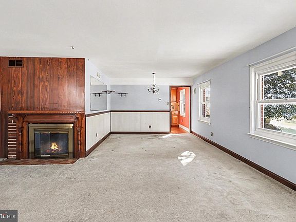 5th image of 4051 Hillside Rd